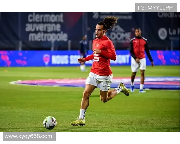 亚瑟:从巴西新星到全球足球舞台的中场指挥官成长之路 亚瑟:从巴西新星到全球足球舞台的中场指挥官成长之路